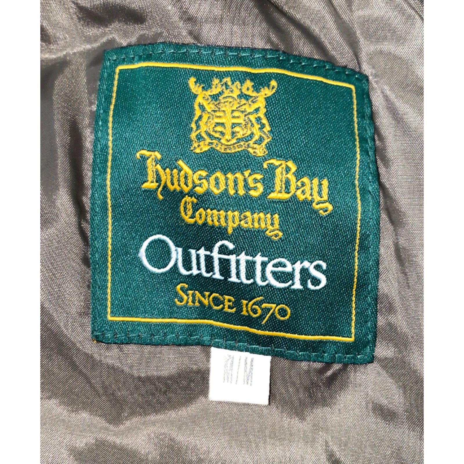 Vintage VINTAGE Hudson’s Bay Company Women’s Full Zip Multi Pocket Jacket Removable Arms M Gray Tyudson Jacket Women Activewear Outdoor Modern 90s? Size M / US 6-8 / IT 42-44 - 6 Thumbnail