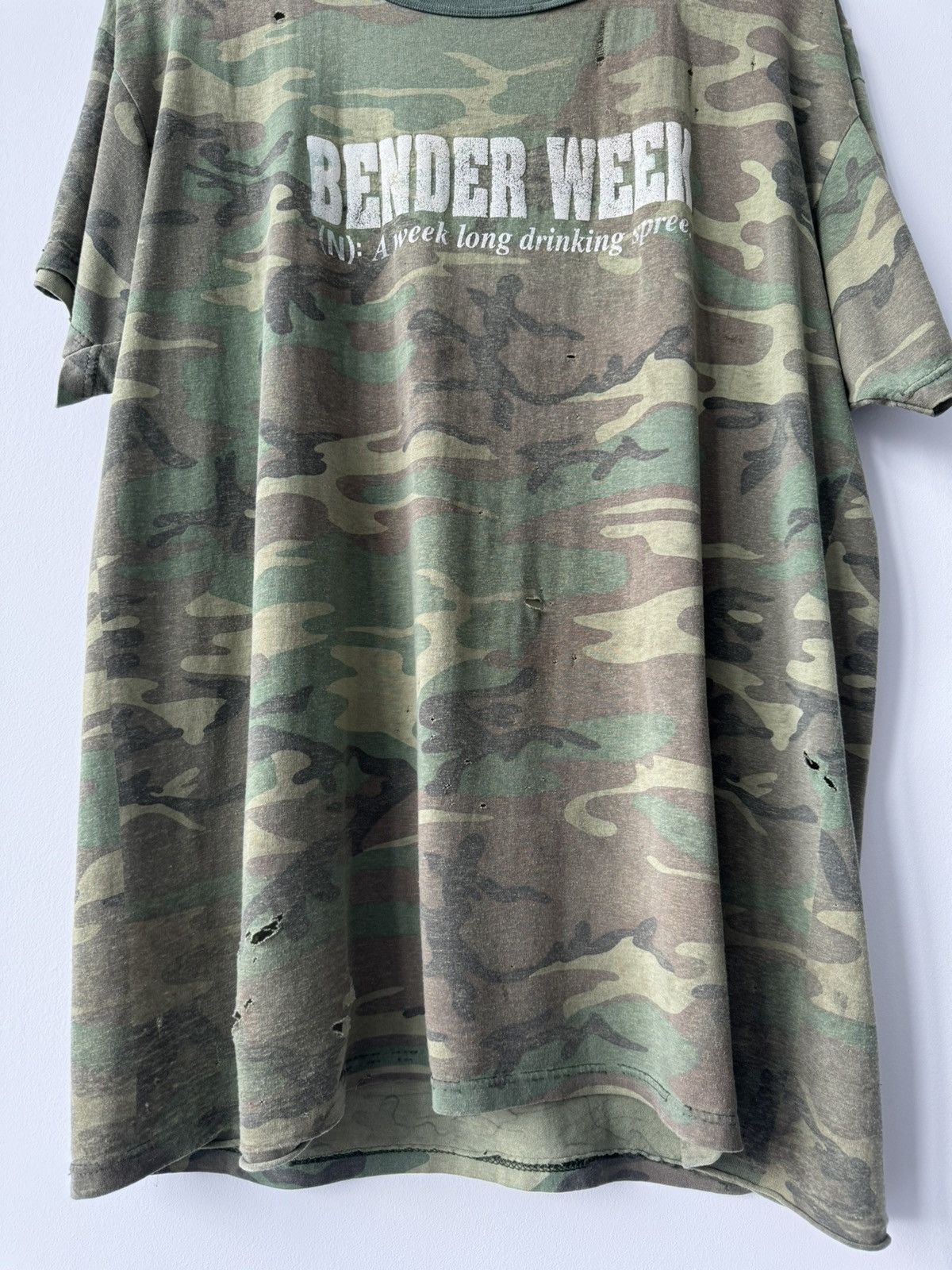Vintage VINTAGE THRASHED CAMO T SHIRT DISTRESSED THIN OVERSIZED Size US XL / EU 56 / 4 - 4 Thumbnail