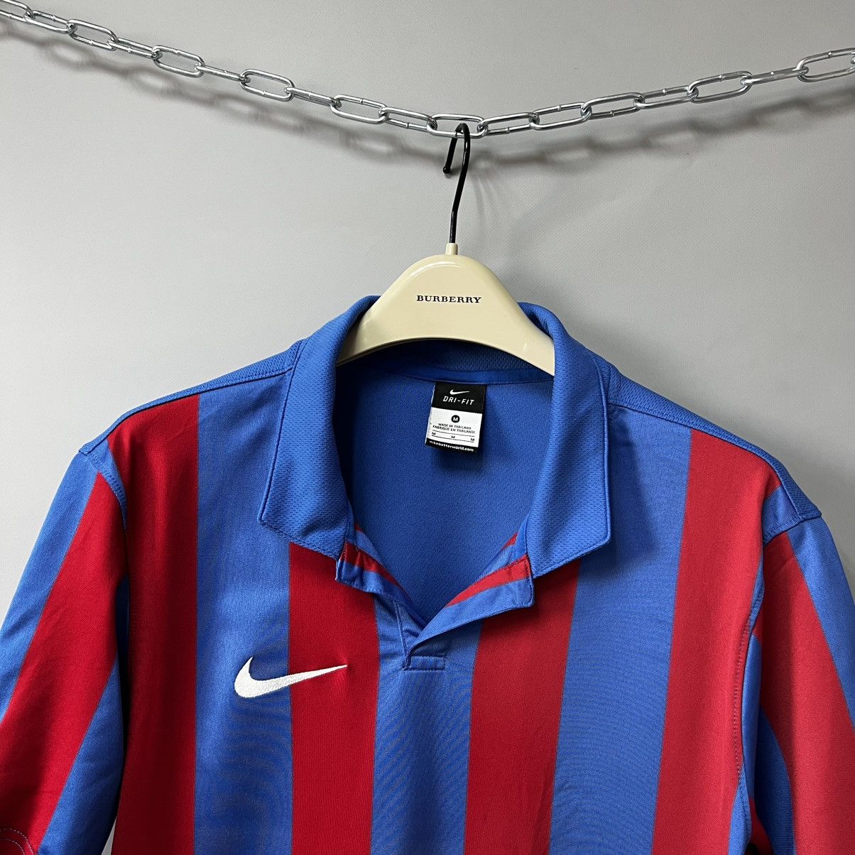 Nike Nike Jersey y2k Soccer Shirt Size US M / EU 48-50 / 2 - 3 Thumbnail