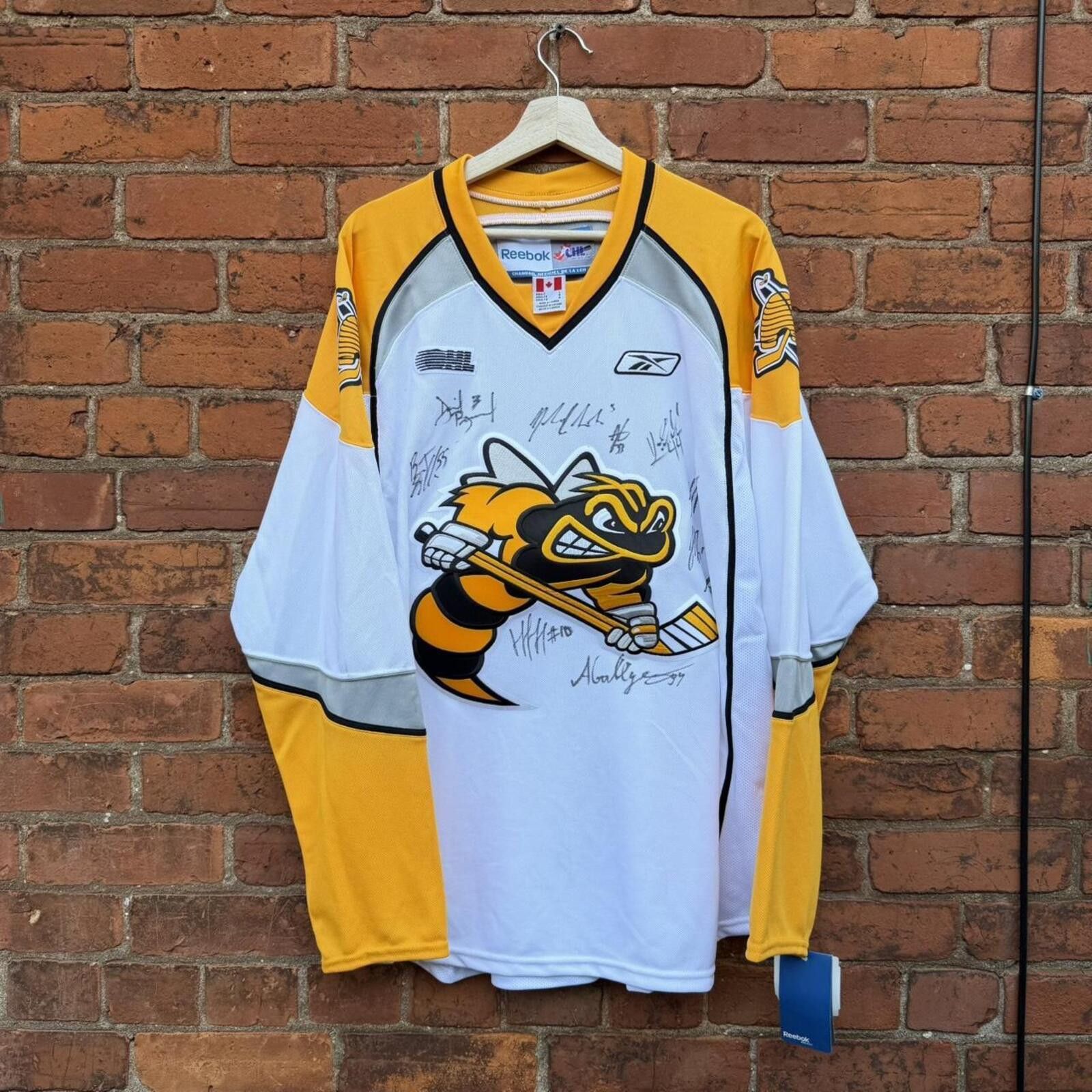 Reebok Vintage Sarina sting autographed Reebok jersey L OHL Size US L / EU 52-54 / 3 - 1 Thumbnail