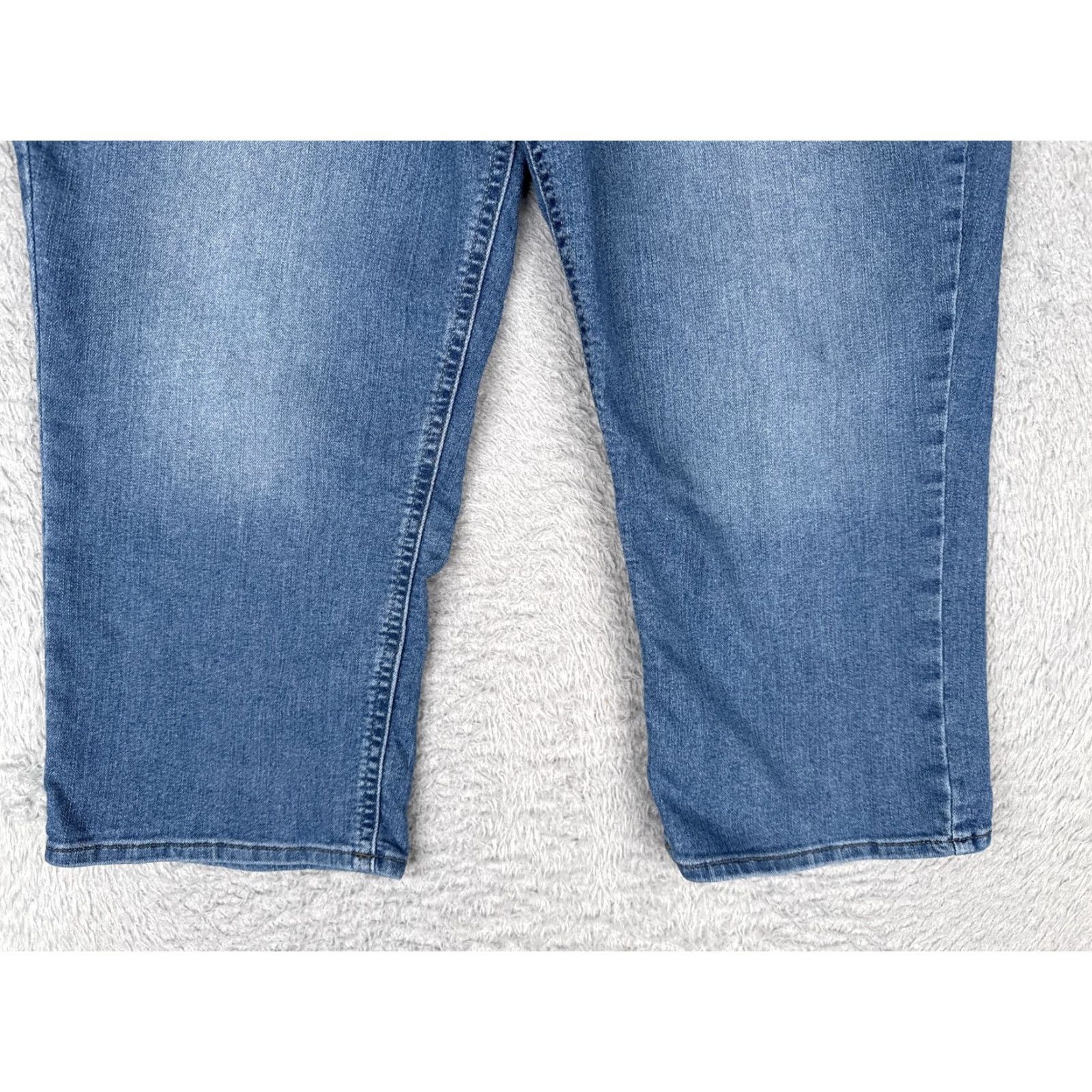 Vintage Riders by Lee Capri Jeans Womens 12 Blue Mid Rise Stretch Denim Zip Fly 5-Pocket Button Regular Size 34" / US 12 / IT 48 - 2 Thumbnail
