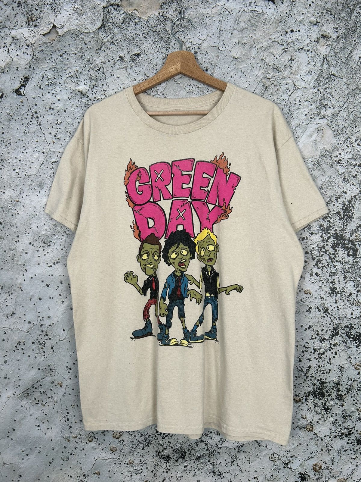 Band Tees Vintage Green Day Zombie Graphic Rock Band Tee Punk Grunge Size US XL / EU 56 / 4 - 1 Thumbnail