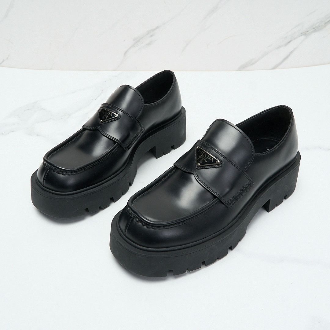 Prada Prada Men's Classic Triangle Logo Loafers Size US 8 / EU 41 - 1 Thumbnail