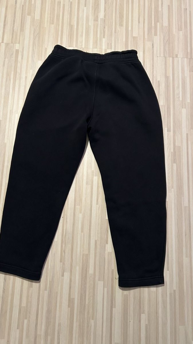 Nike Nike uncuffed sweatpants Size US 34 / EU 50 - 2 Thumbnail