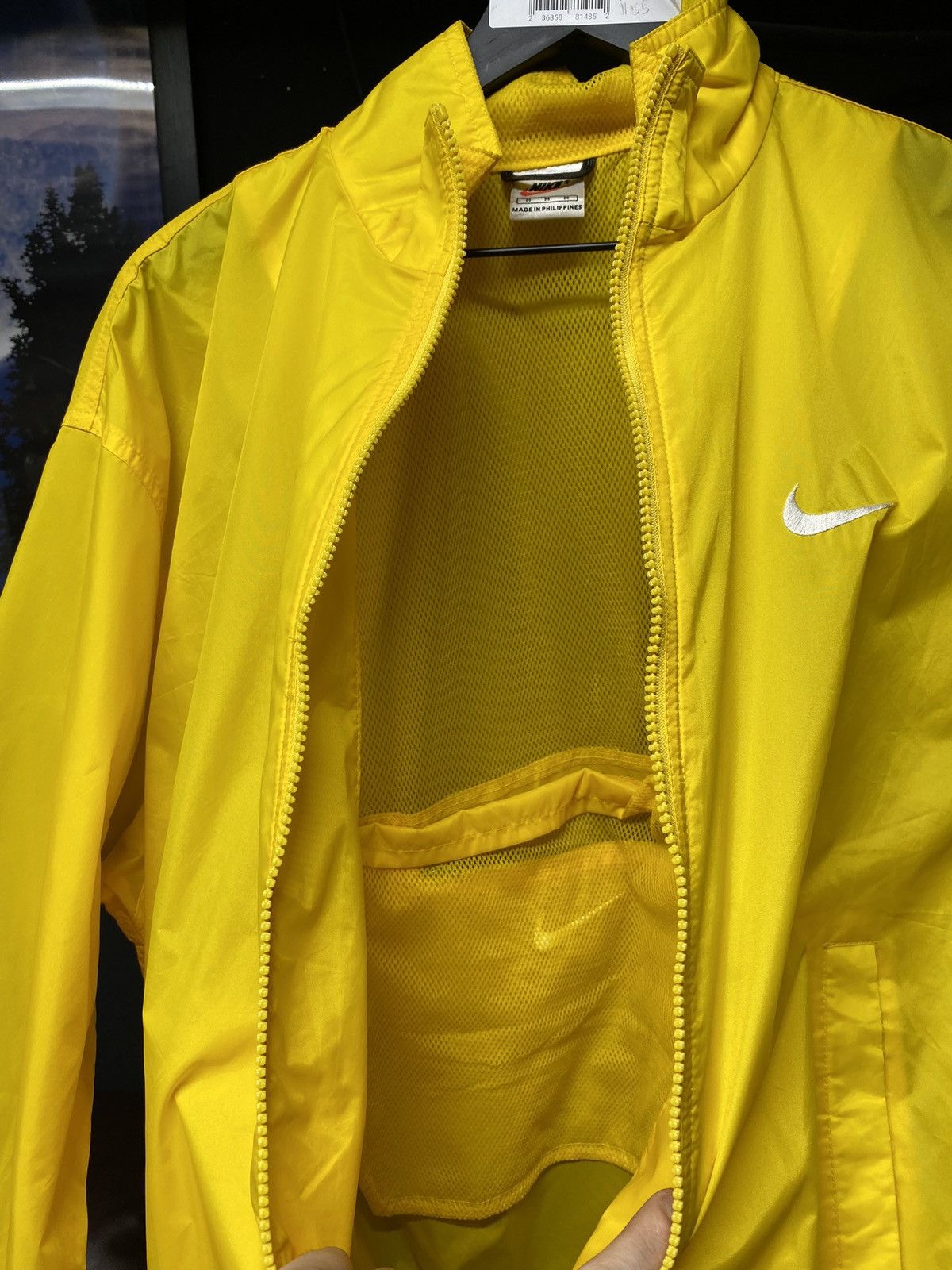 Vintage 90’s Vintage Nike Yellow Windbreaker Fullzip Jacket Medium Size US M / EU 48-50 / 2 - 2 Thumbnail