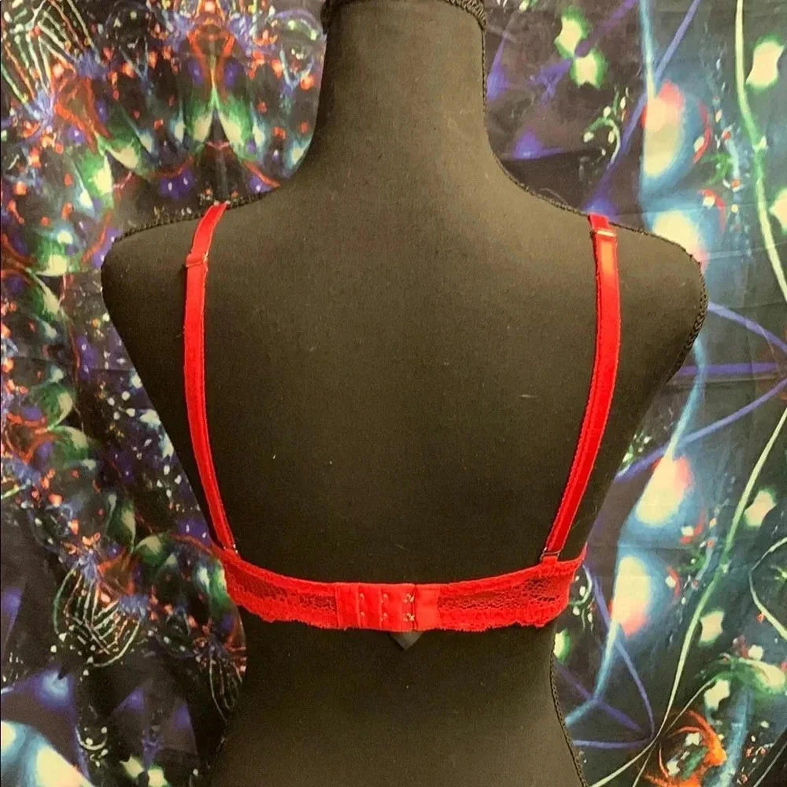 Designer Red Lace Push-Up Bra Size ONE SIZE - 3 Thumbnail