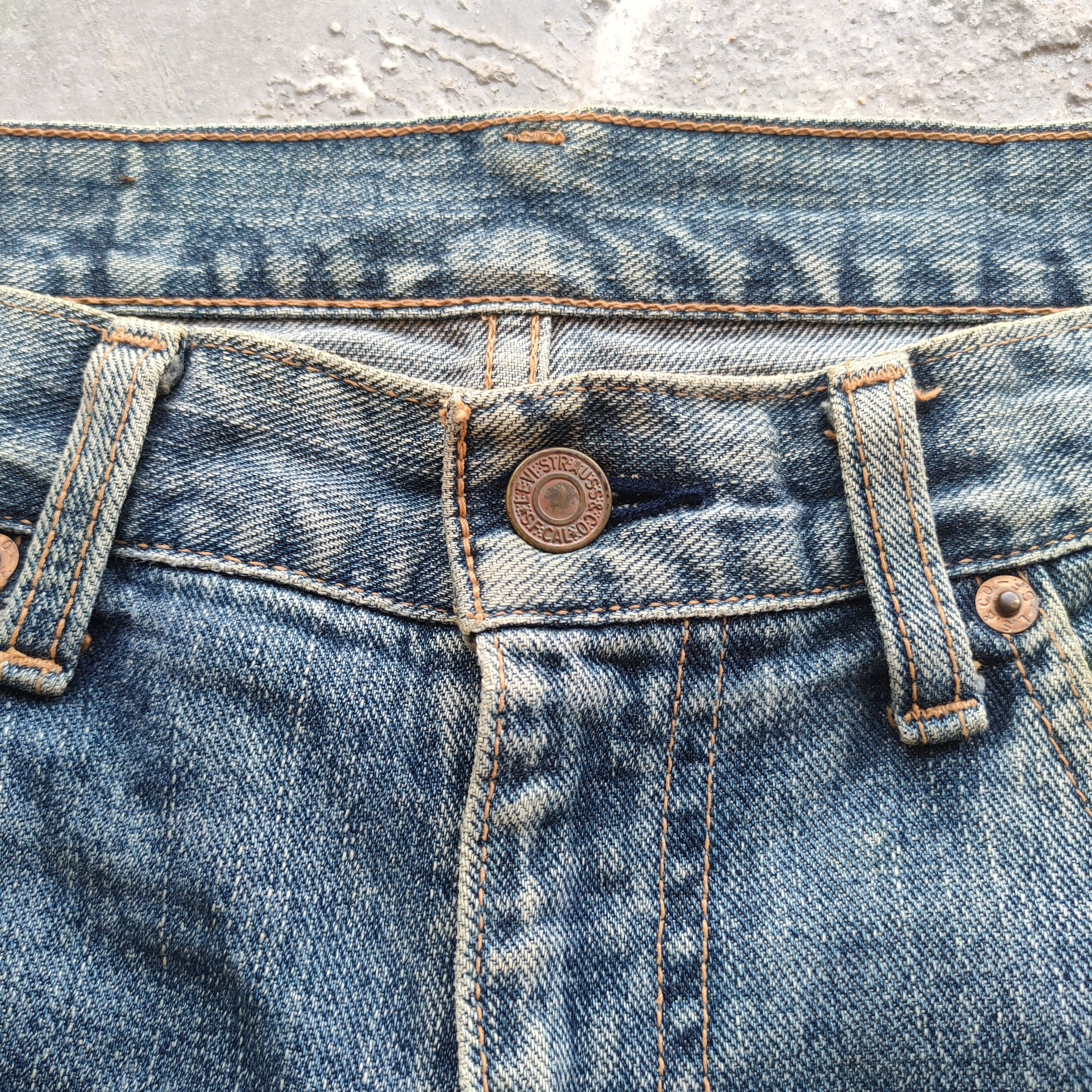 Levi's Vintage Clothing W32 VINTAGE LEVI'S 534 FADED RIPPED JEANS DENIM PANTS Size US 32 / EU 48 - 6 Thumbnail