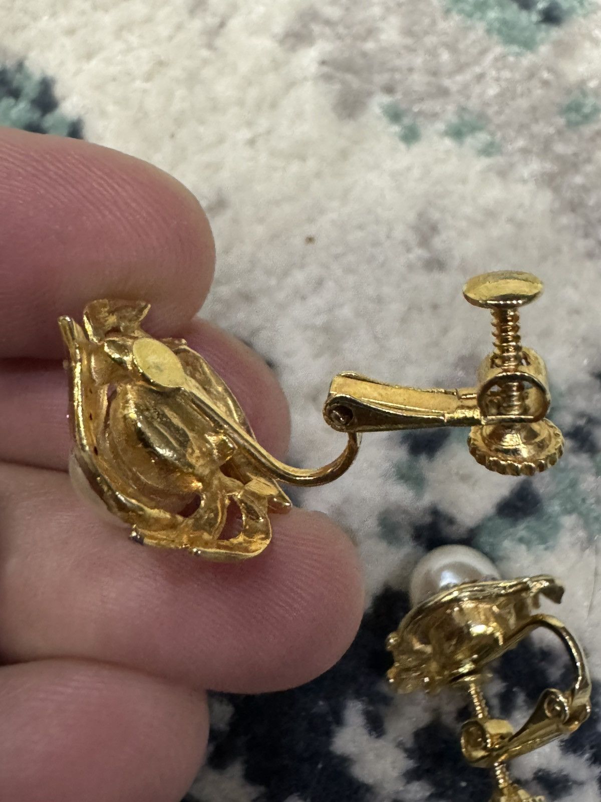 Jewelry VINTAGE FAUX PEARL CLIP ON EARRINGS Size ONE SIZE - 5 Thumbnail