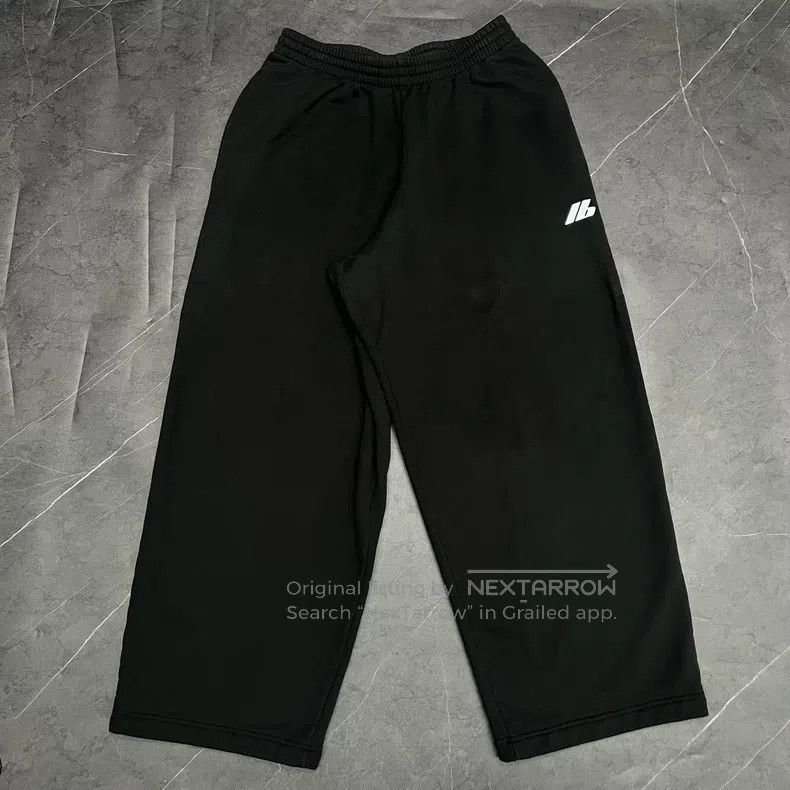 Balenciaga Balenciaga size M Trousers Size US 27 - 1 Thumbnail
