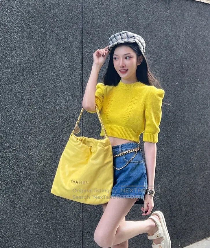 Chanel Chanel Yellow cotton round-neck short-sleeved knitted swea Size XS / US 0-2 / IT 36-38 - 8 Thumbnail
