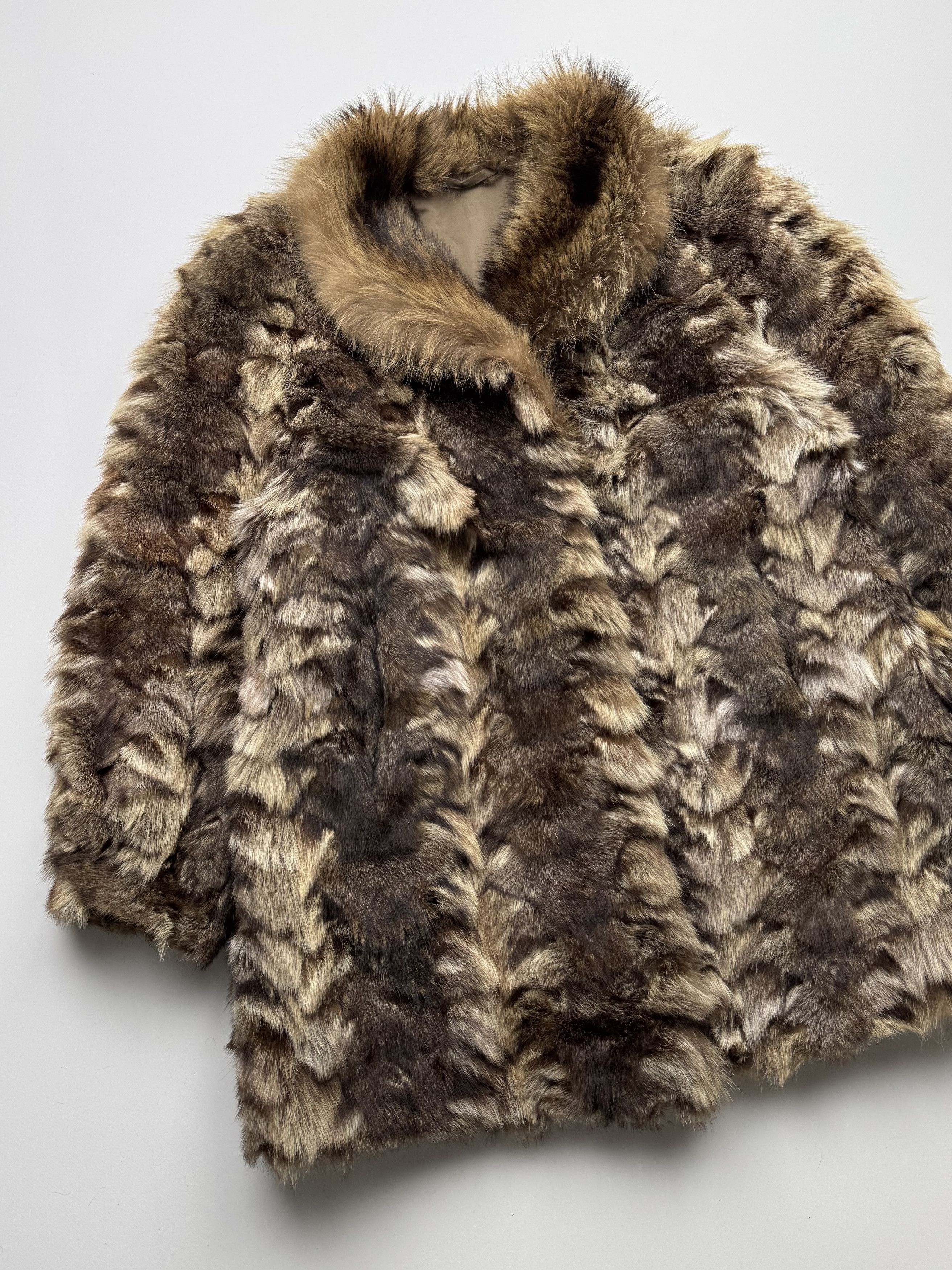 Vintage Vintage Real Fur Coat B564 E2 Size L / US 10 / IT 46 - 2 Thumbnail
