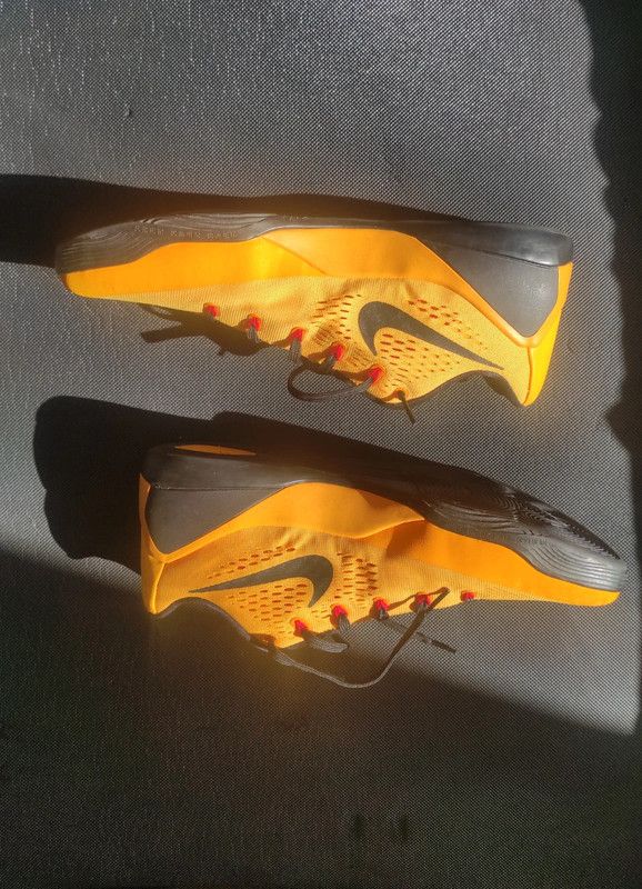 Nike Kobe 9 EM Bruce Lee Size US 15 / EU 48 - 3 Thumbnail