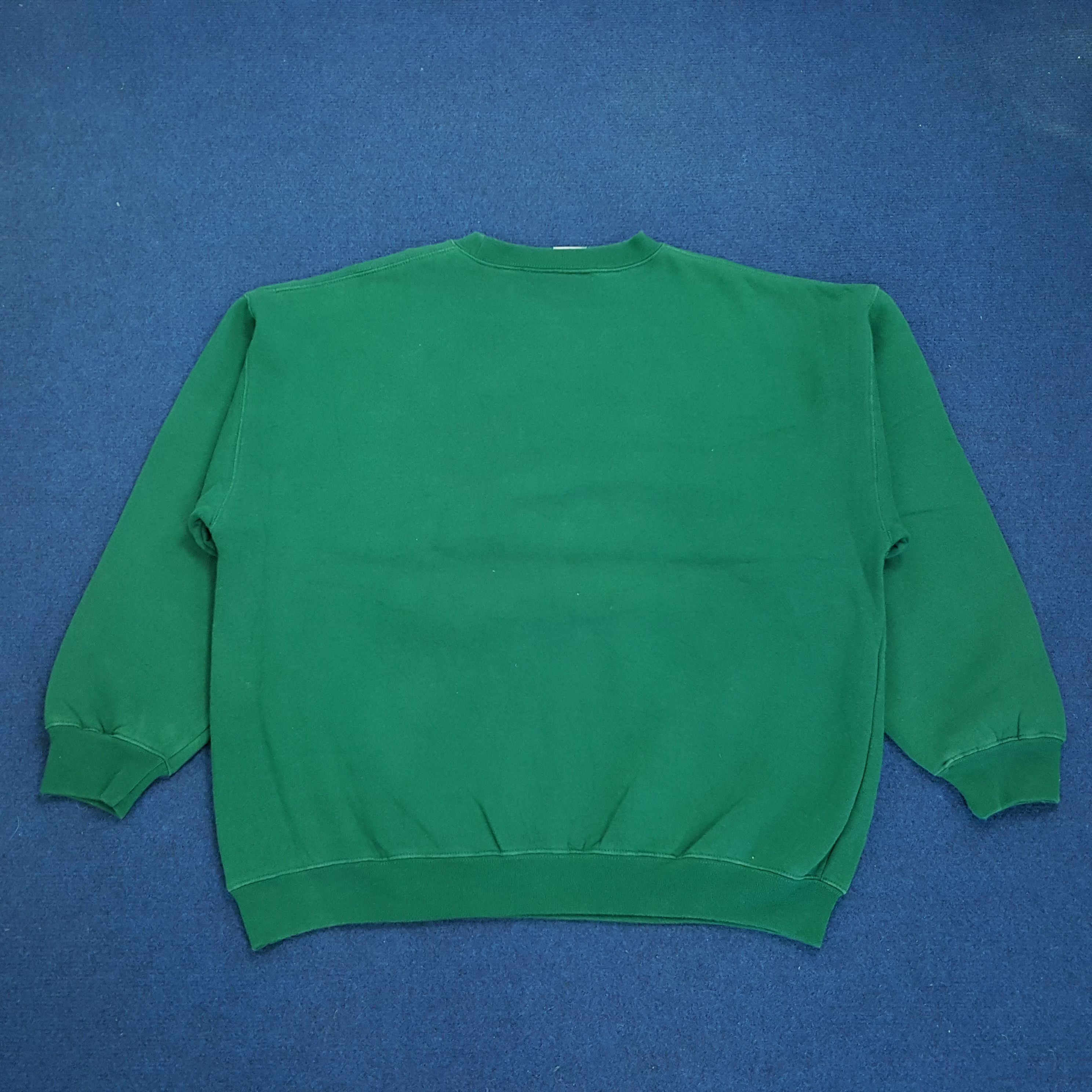 Disney × Mickey Mouse × Vintage Vintage Disney Characters Mickey Mouse Sweatshirt Size US XL / EU 56 / 4 - 3 Thumbnail