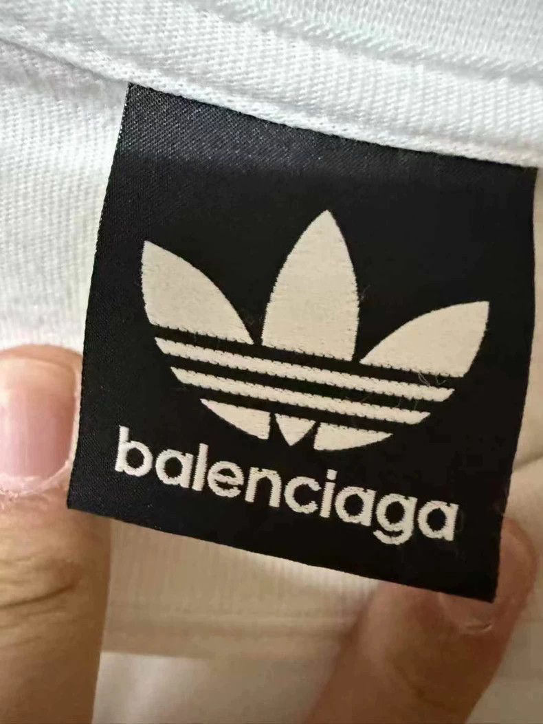 Balenciaga Balenciaga Adidas co-branded short sleeves Size US M / EU 48-50 / 2 - 3 Thumbnail