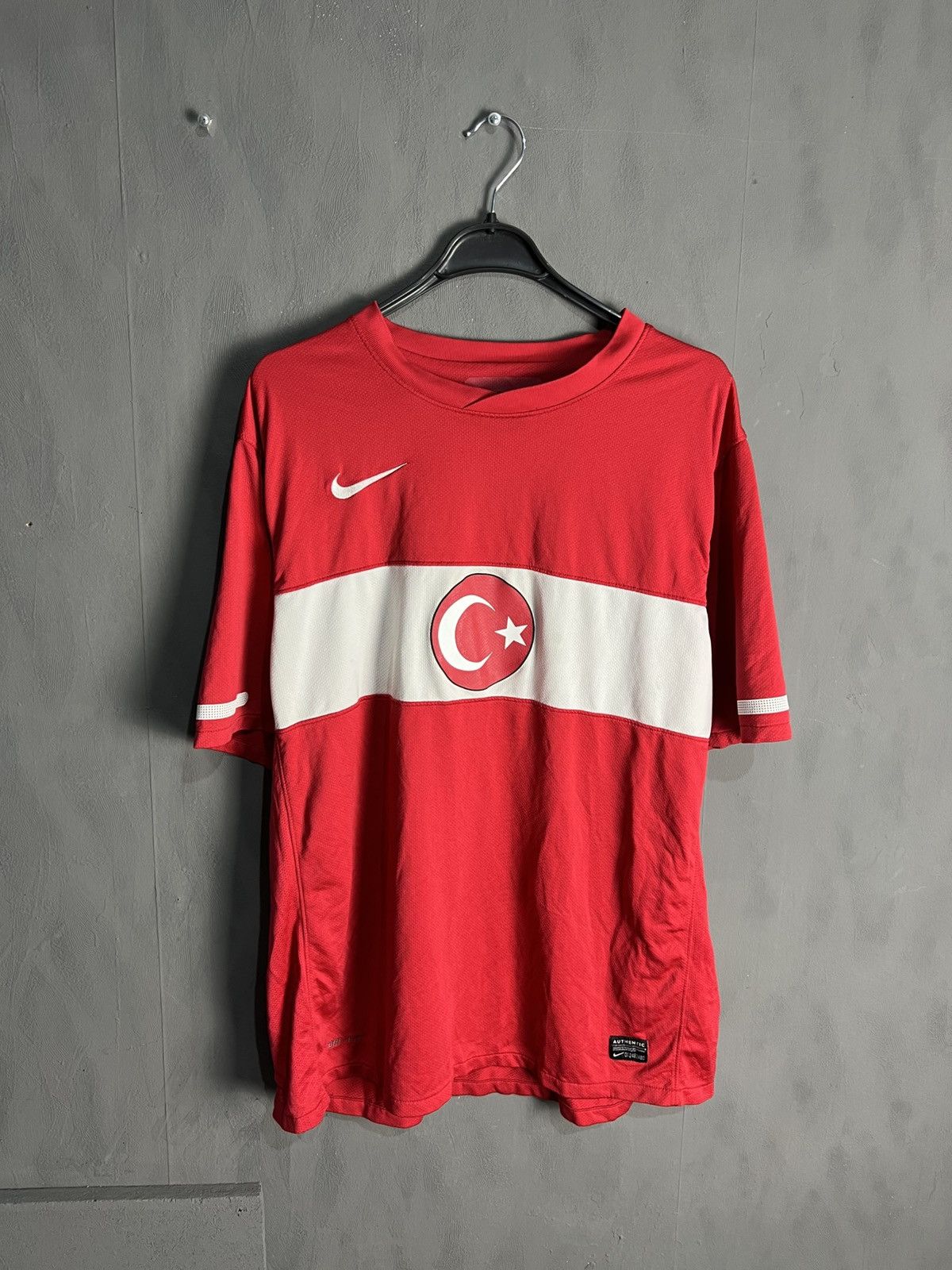 Nike 2010 Nike Turkey Away Jersey Size L 373853-105 Size US XL / EU 56 / 4 - 1 Thumbnail