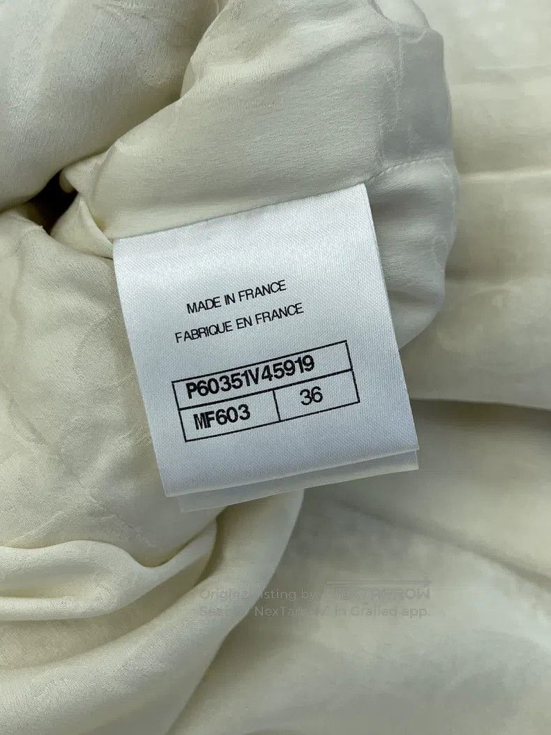 Chanel Chanel Cruise series white pearl button suit jacket Size XS / US 0-2 / IT 36-38 - 5 Thumbnail