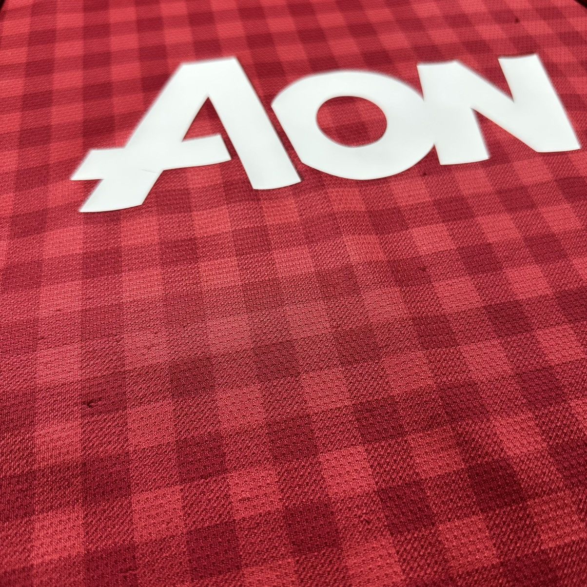Vintage MANCHESTER UNITED NIKE 2012/2013 HOME JERSEY #20 VAN PERSIE Size US M / EU 48-50 / 2 - 7 Thumbnail