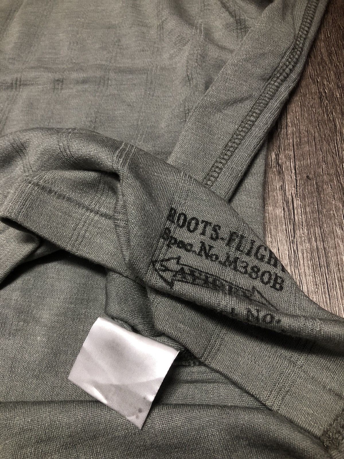 Avirex × Roots Of Flight VINTAGE AVIREX ROOTS FLIGHT NO M380B LONG SLEEVE TEE SHIRT Size US S / EU 44-46 / 1 - 15 Thumbnail