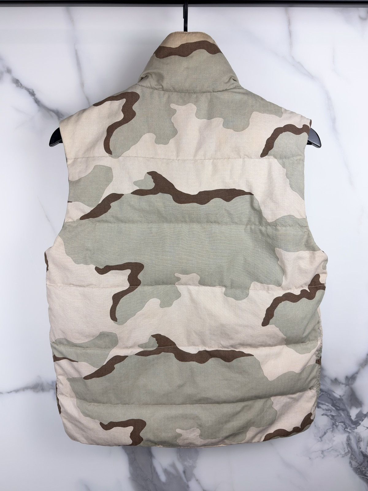 Junya Watanabe × Moncler AW06 Junya Watanabe Moncler Patch Camo Down Puffer Vest Size US S / EU 44-46 / 1 - 2 Thumbnail