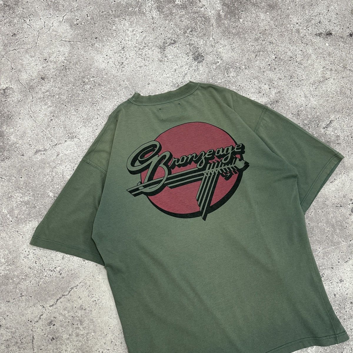 Vintage Vintage 90s Bronze Age Skateboarding Sun faded tee OG Bones Size US XL / EU 56 / 4 - 5 Thumbnail