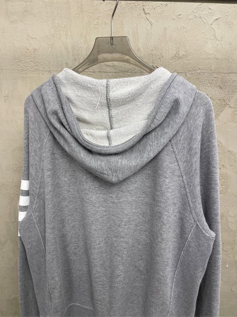 Thom Browne Thom browne Gray four-striped zipper jacket 2504-Nextarrow Size US S / EU 44-46 / 1 - 4 Thumbnail