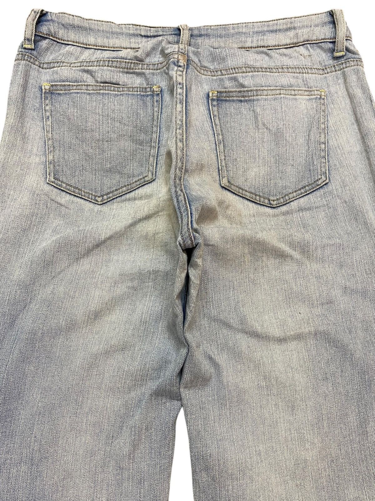 Japanese Brand Vintage Japanese Brands Uniqlo Faded Distressed Flare Jeans Size US 32 / EU 48 - 4 Thumbnail