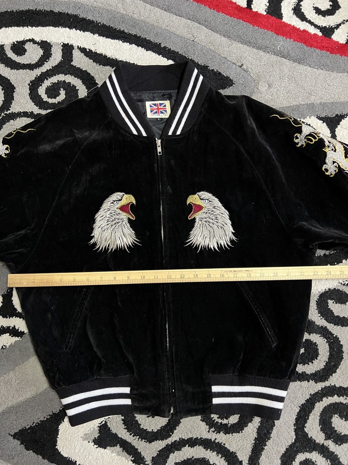 Japanese Brand 80s-90s Japan Yokosuka Eagle Dragon Velvet Sukajan Jacket Size US L / EU 52-54 / 3 - 12 Thumbnail