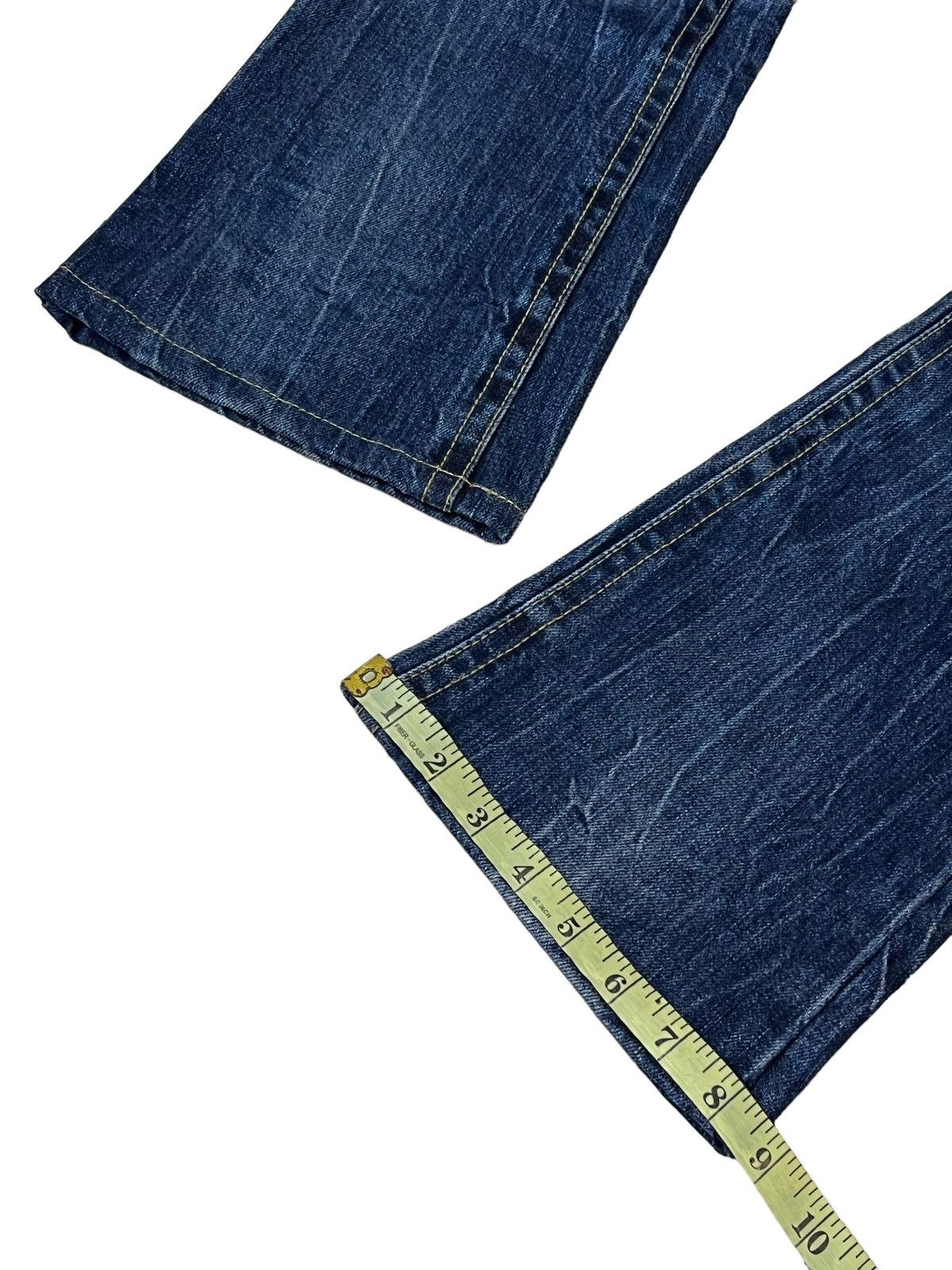 Japanese Brand JAPANESE CULT YOSHITOMO NARA LOLITA LOWRISE FLARE JEANS Size US 31 - 17 Thumbnail
