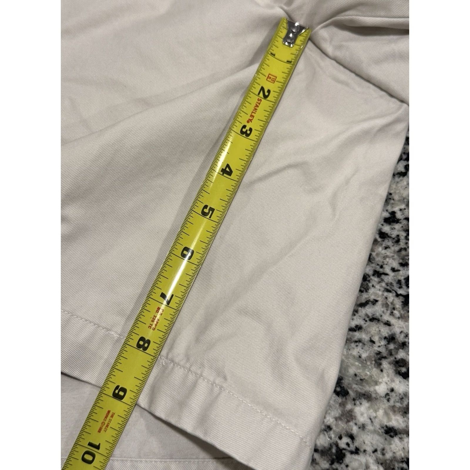 Orvis Orvis Signature Twill Pima Cotton Shorts Khaki Mens 42 Inseam 9 Flat Front Zip Pockets Chino Casual Travel Regular Jersey??? Size US 42 / EU 58 - 4 Thumbnail