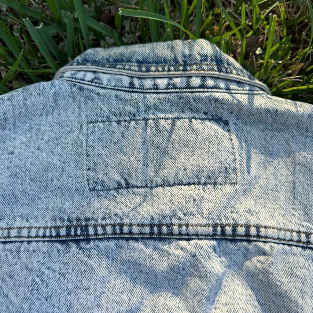 Harley Davidson Vintage Harley Davidson Light Wash Denim Jacket Large Emboss Size US XL / EU 56 / 4 - 5 Thumbnail