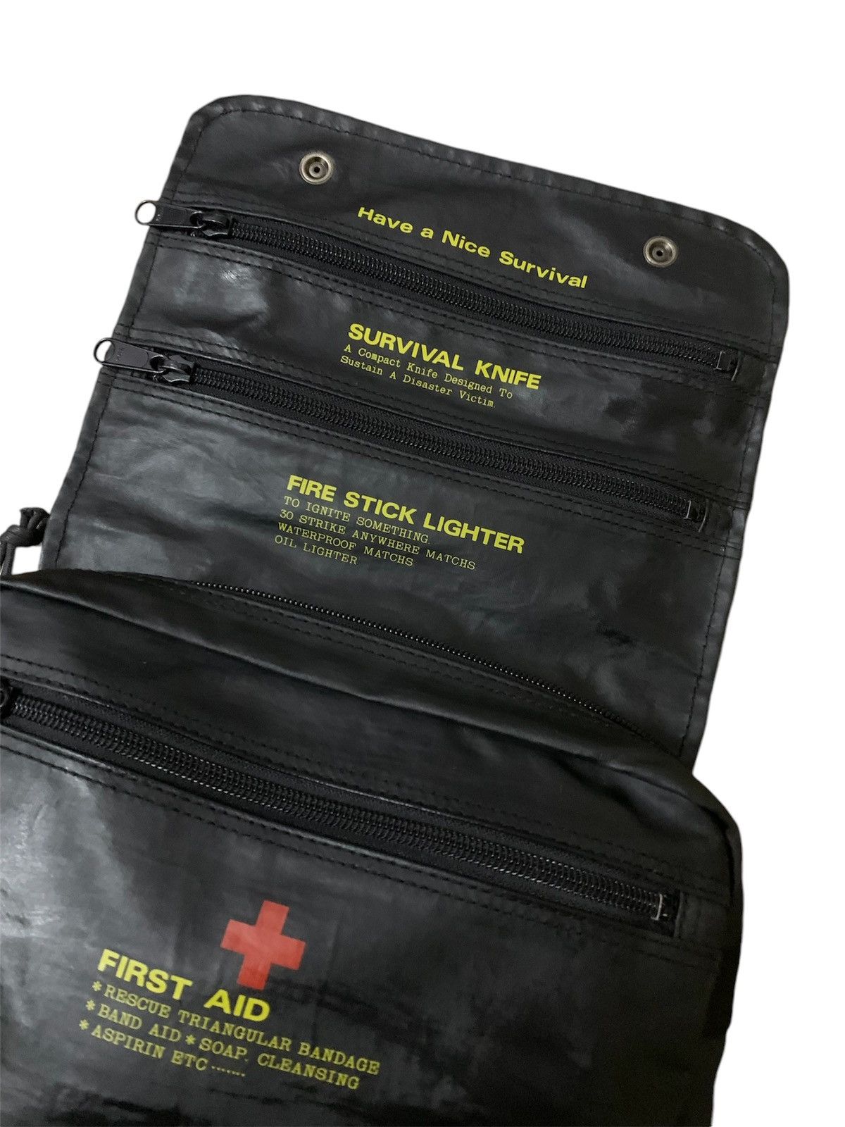 Japanese Brand × Vintage Vintage First Aid Clucth Bag Multi Zip Size ONE SIZE - 3 Thumbnail