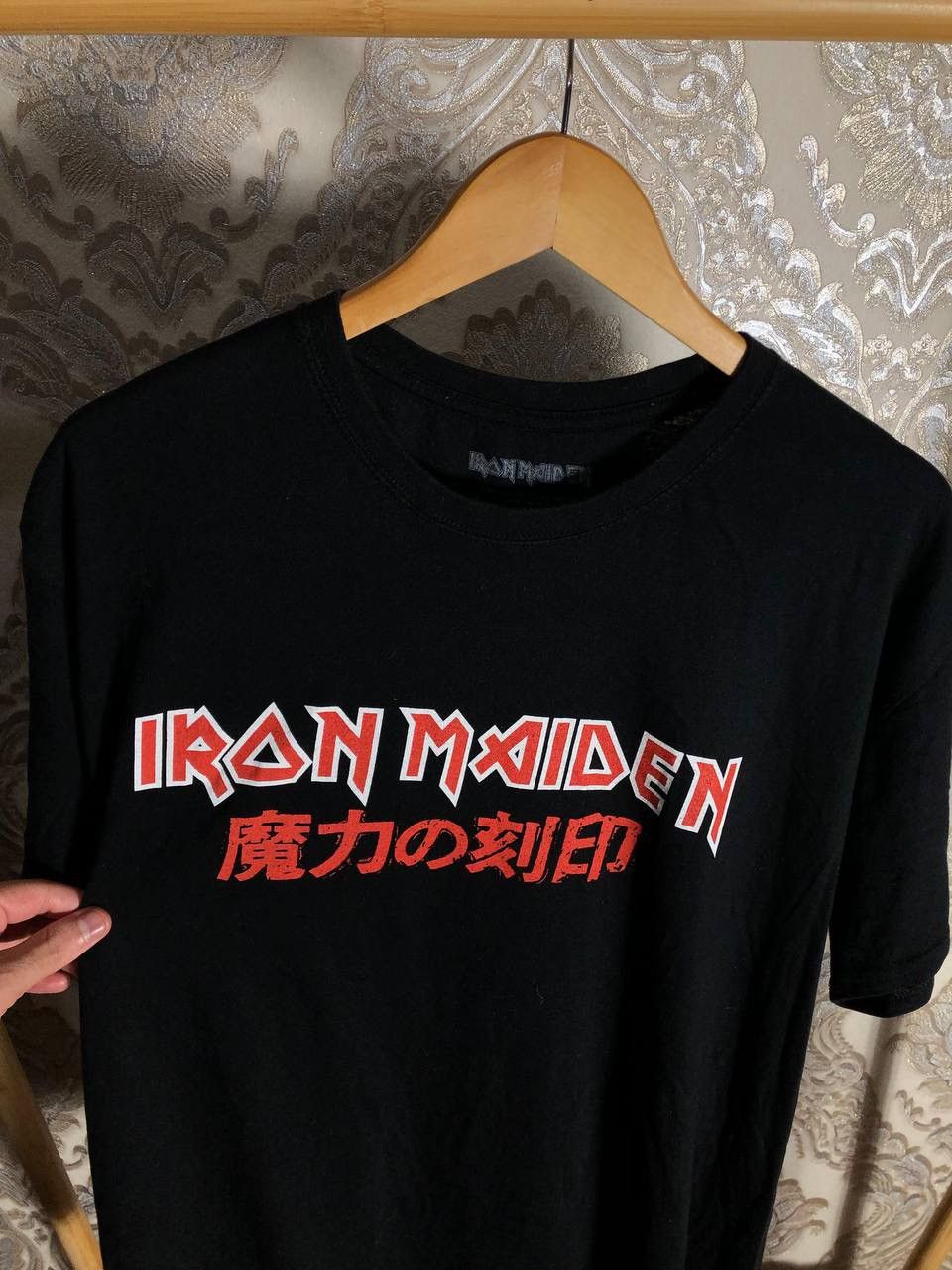 Band Tees VINTAGE IRON MAIDEN MONSTER ROCK T-SHIRT METAL RETRO Y2K 90s Size US XXL / EU 58 / 5 - 3 Thumbnail