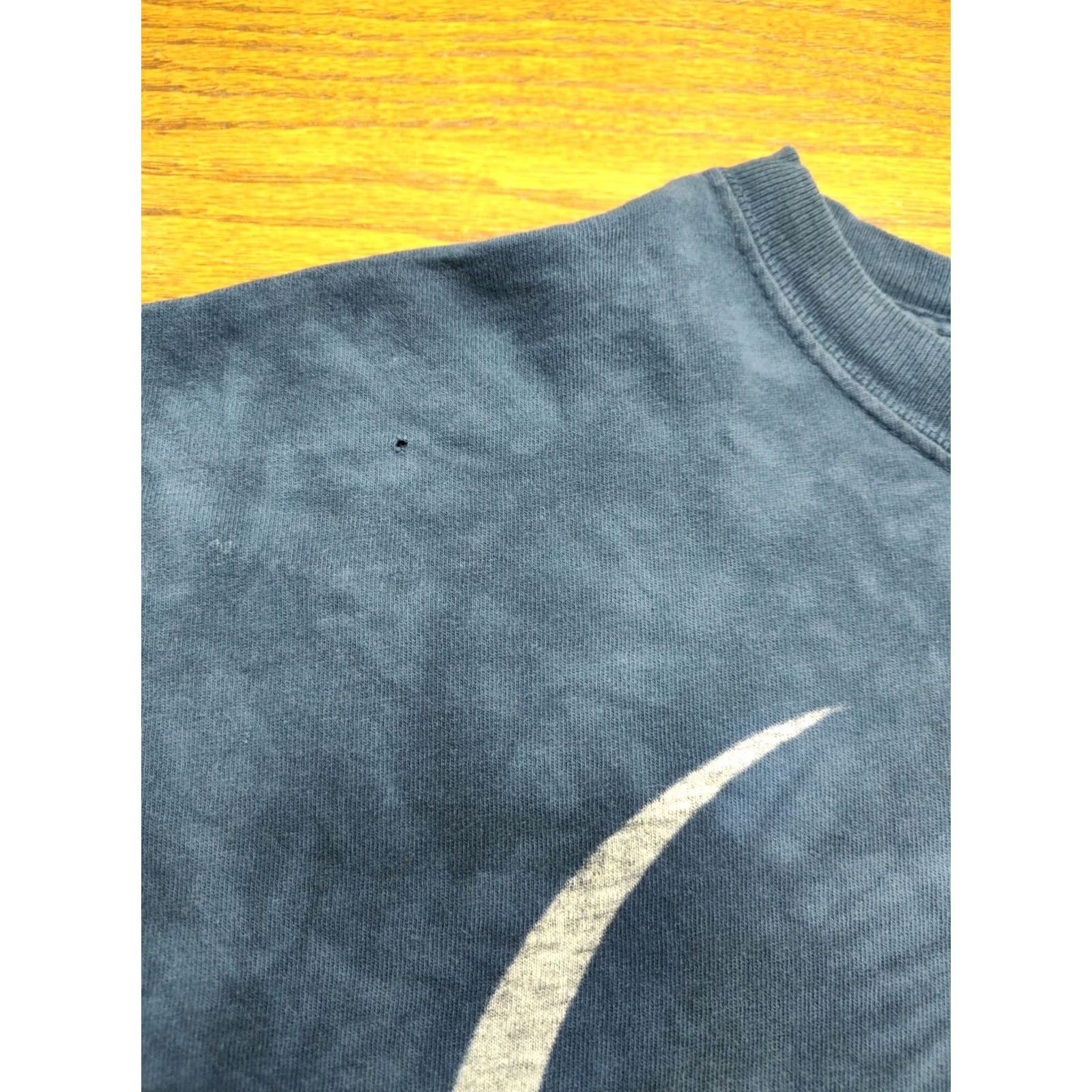 The Mountain VINTAGE The Mountain T Shirt Blue Lion Moon Mens Large USA Made Distressed Size US L / EU 52-54 / 3 - 4 Thumbnail