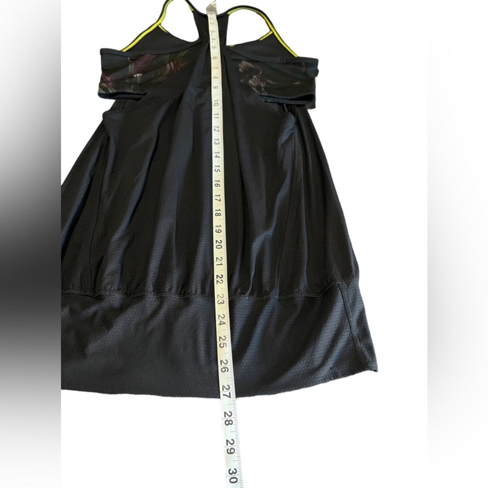Lululemon Lululemon No Limits Tank Top. Size: 4 Color: Black Size S / US 4 / IT 40 - 3 Thumbnail