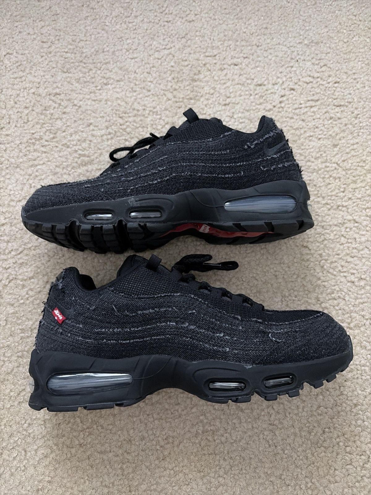 Levi's × Nike NIKE AIR MAX 95 OG LEVI COLLAB Size US 11.5 / EU 44-45 - 2 Thumbnail