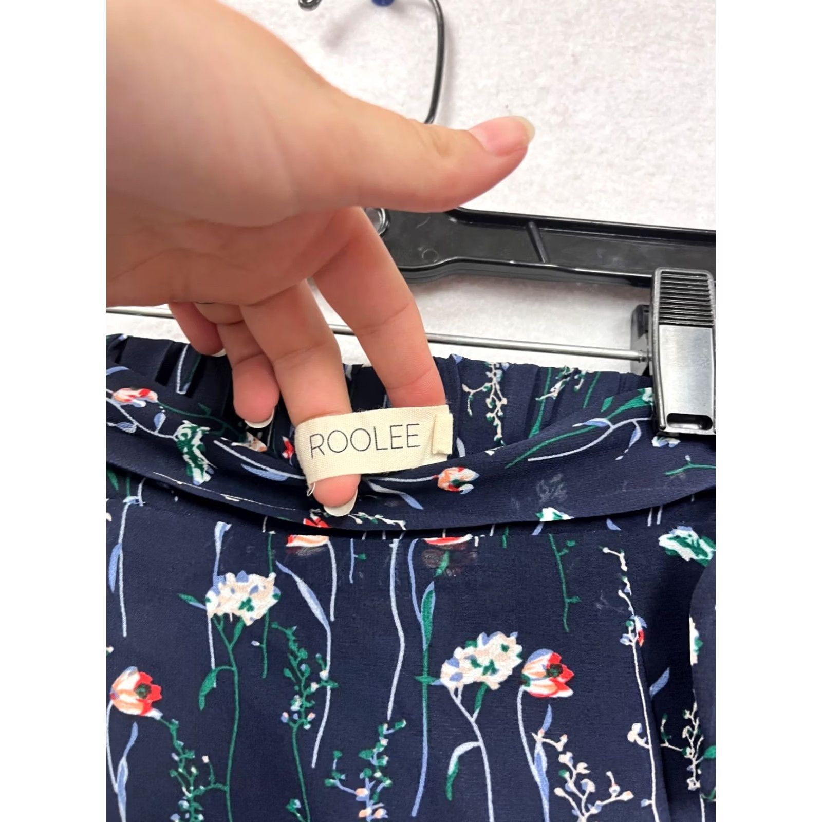 Vintage Roolee XS Floral Ruffle Midi Skirt Navy Womens XS Skirt Midi Floral Print 409A Size 26" / US 2 / IT 38 - 3 Thumbnail