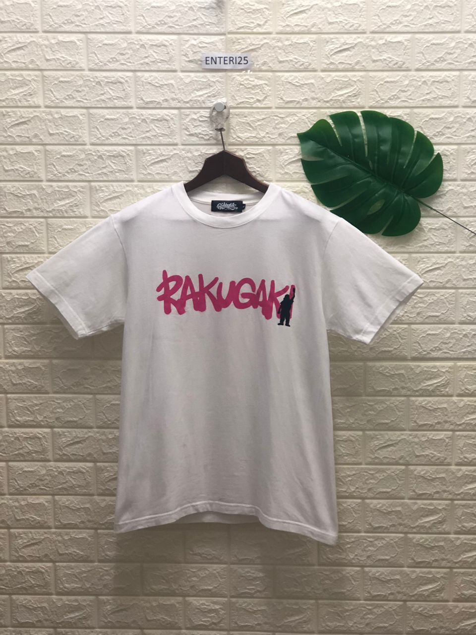 Cartoon Network vintage Rakugaki tokyo by azi spray can speciality work Size US L / EU 52-54 / 3 - 1 Thumbnail