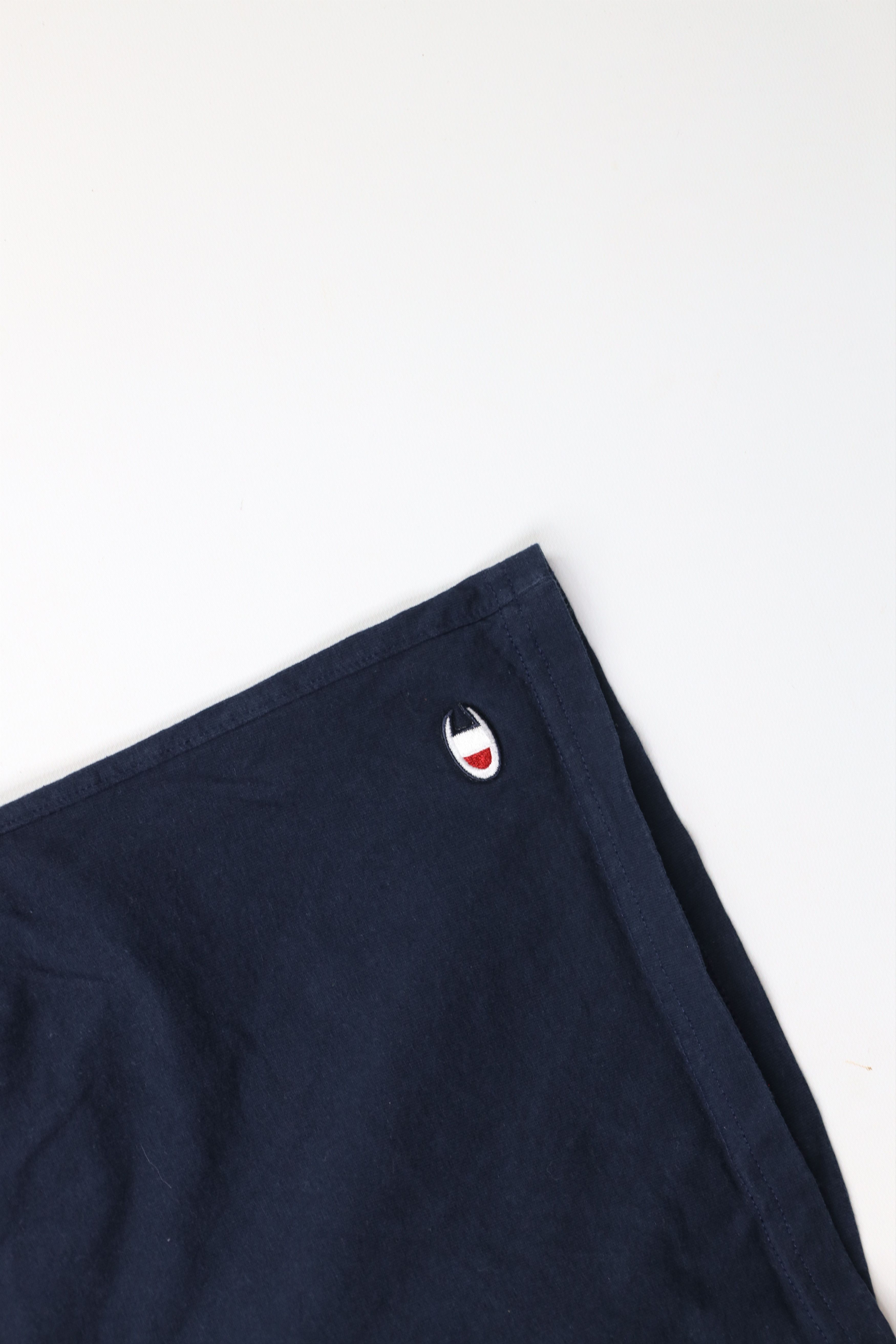 Champion × Vintage Vintage Champion Logo Above Knee Cotton Shorts Navy Blue Size US 30 / EU 46 - 5 Thumbnail