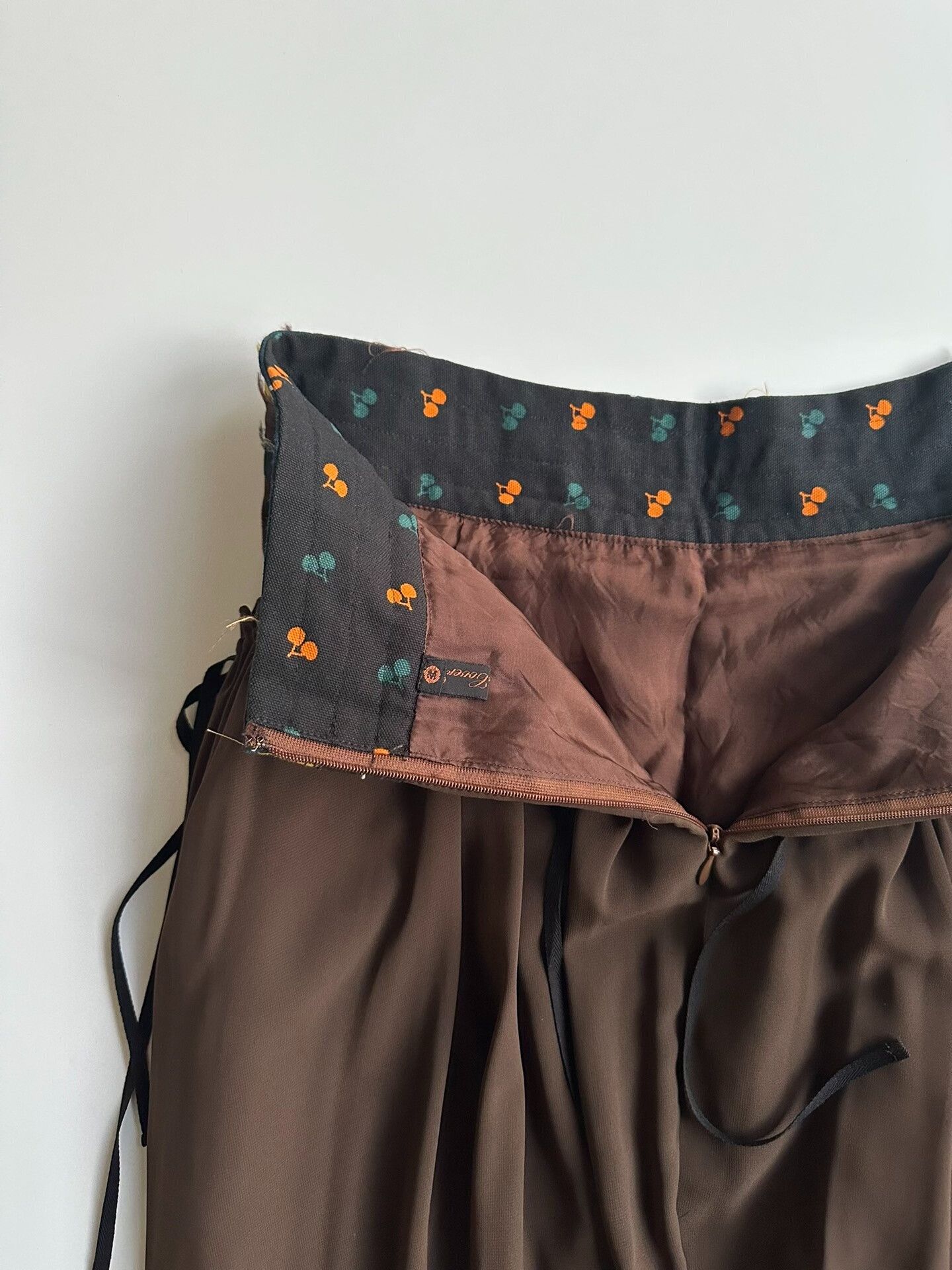 Undercover UNDERCOVER Initial layer-level splicing skirt| Size 28" / US 6 / IT 42 - 6 Thumbnail