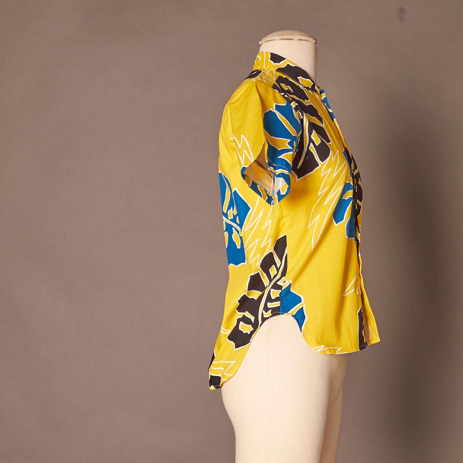 Vintage Vintage 1990s Yellow Banana Bay Hawaiian Shirt Size US XXS / EU 40 - 4 Thumbnail