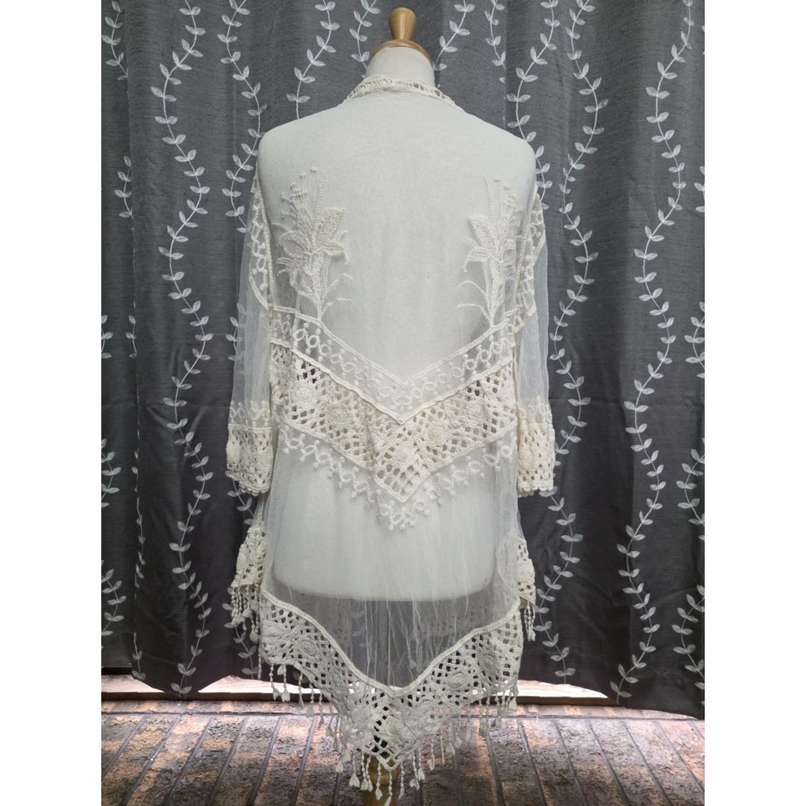 Vintage Everleigh Sheer Lace Kimono Duster Tie Front Ivory Women's Large Boho Hippie Size L / US 10 / IT 46 - 3 Thumbnail