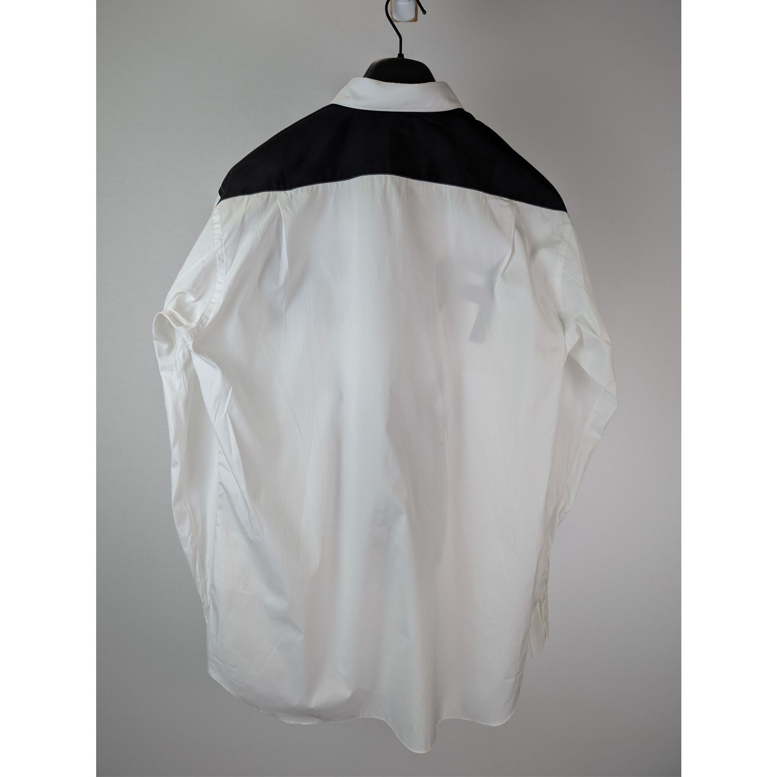 Comme des Garcons SHIRT o1rshd1 Fresh Graphic-Print Cotton Shirt in White / Black Size US XL / EU 56 / 4 - 10 Thumbnail