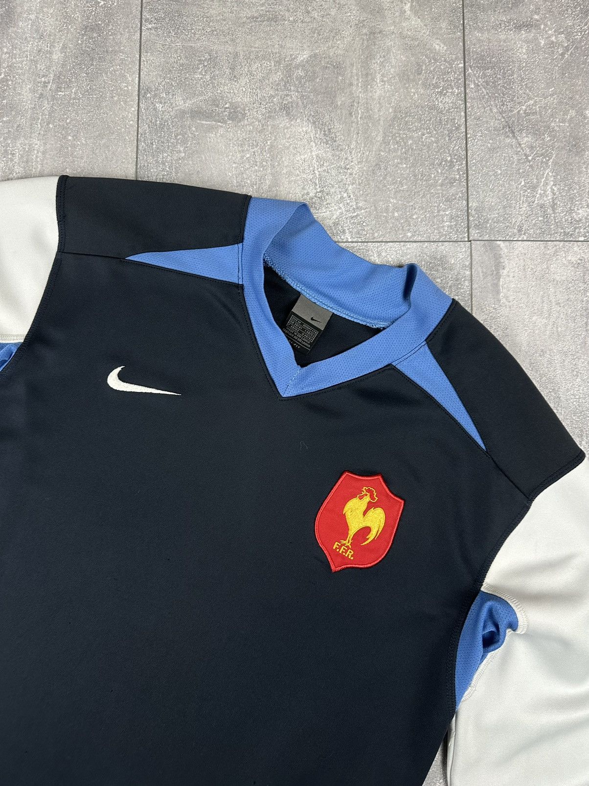 Nike Nike France Rugby 2005/06 Training Sweatshirt Size US M / EU 48-50 / 2 - 2 Thumbnail