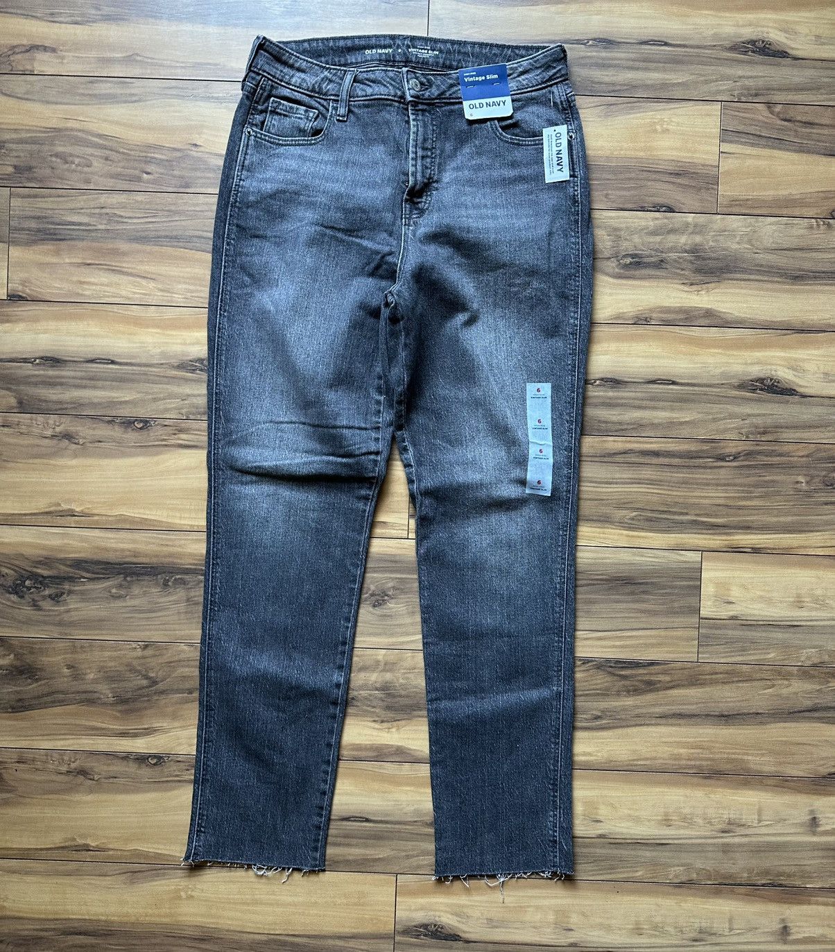 Old Navy Old Navy Women's Black//Gray vintage slim jeans Size 28" / US 6 / IT 42 - 1 Thumbnail