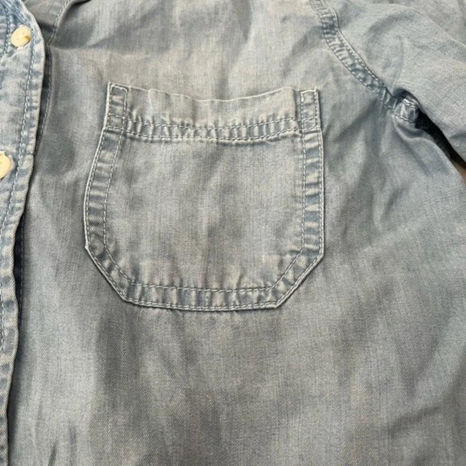 Mossimo Mossimo chambray long sleeved shirt, size XS Size XS / US 0-2 / IT 36-38 - 2 Thumbnail