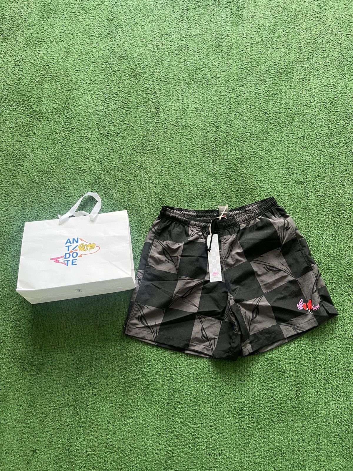 Matty Boy Matty Boy ANTI-PROMO Shorts Size L Size US 33 - 1 Thumbnail