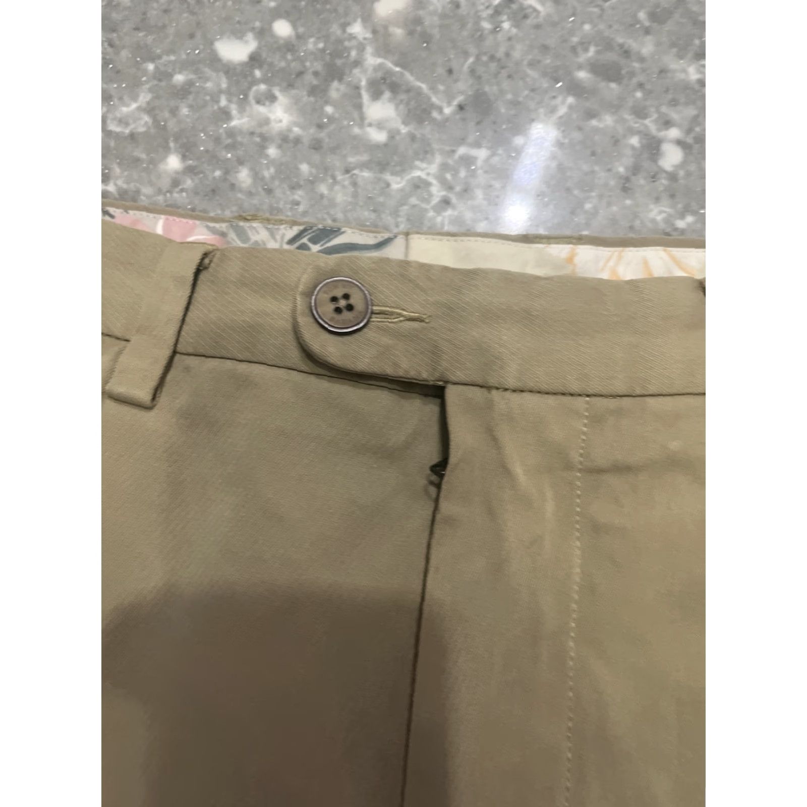Tommy Bahama Tommy Bahama Pants Mens 34X32 Beige Khaki Silk Blend Chino Trouser Flat Front Flat Front Zip Pockets Straight Line Casual Workwear 34 32 Size US 34 / EU 50 - 2 Thumbnail