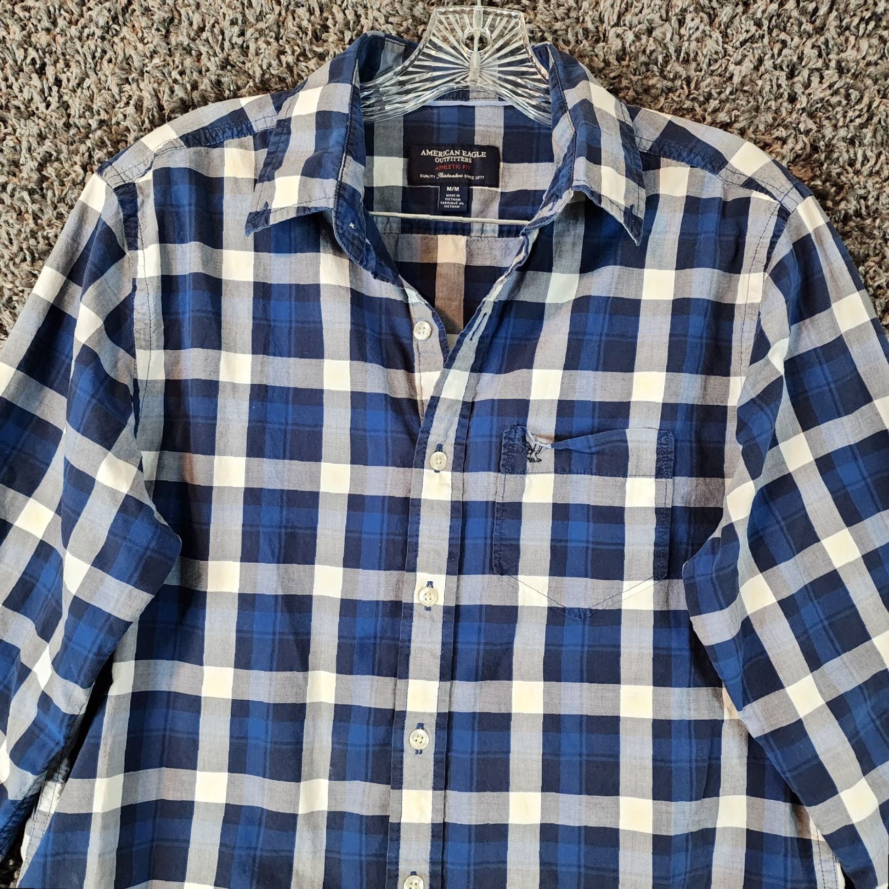 American Eagle Outfitters VINTAGE? No. American Eagle Outfitters Mens Button-Up Shirt Athletic Fit Long Sleeve Plaid Blue White Size M Men) Size US M / EU 48-50 / 2 - 4 Thumbnail