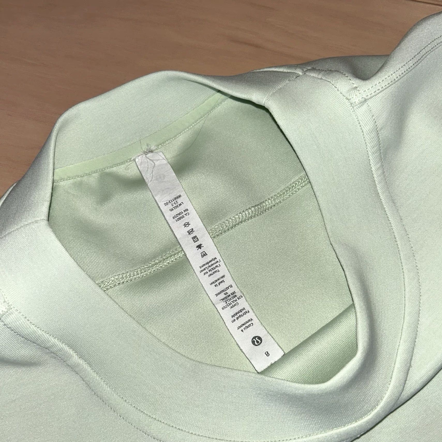 Lululemon Lululemon Perfectly Oversized Cropped Crew Sweatshirt Women’s 8 Green Solid Long Sleeve Pullover Easy Care Logo Athletic Activewear Casual Size M / US 6-8 / IT 42-44 - 4 Thumbnail