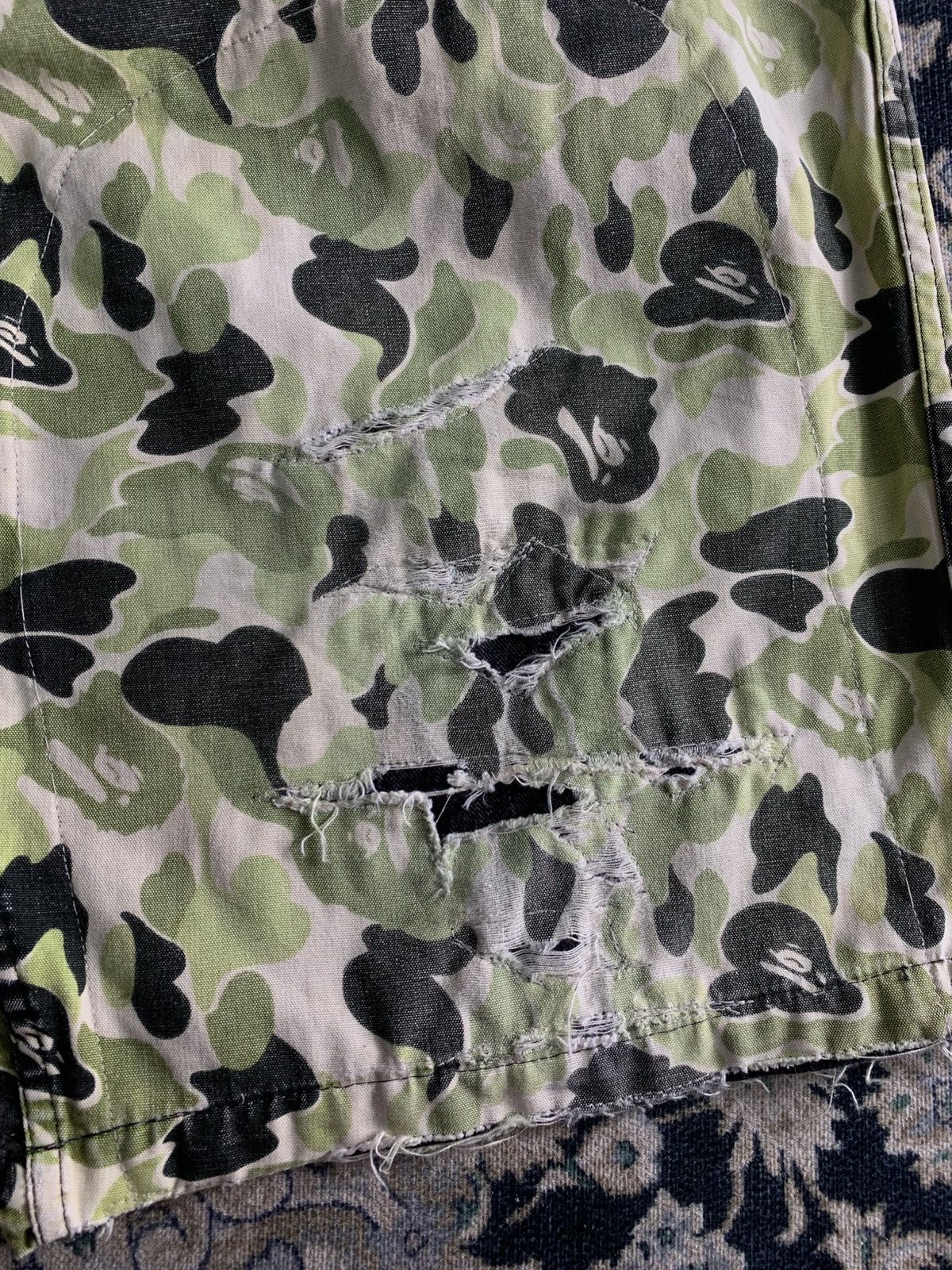 Japanese Brand A Bathing Ape Camo cargo short pant Size US 35 - 14 Thumbnail